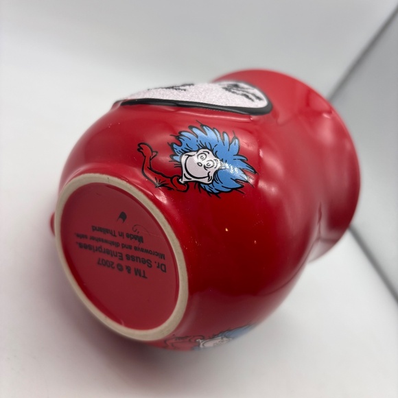 Universal Studios Dr. Seuss Thing 2 Islands of Adventure Ceramic Coffee Mug - Picture 8 of 14